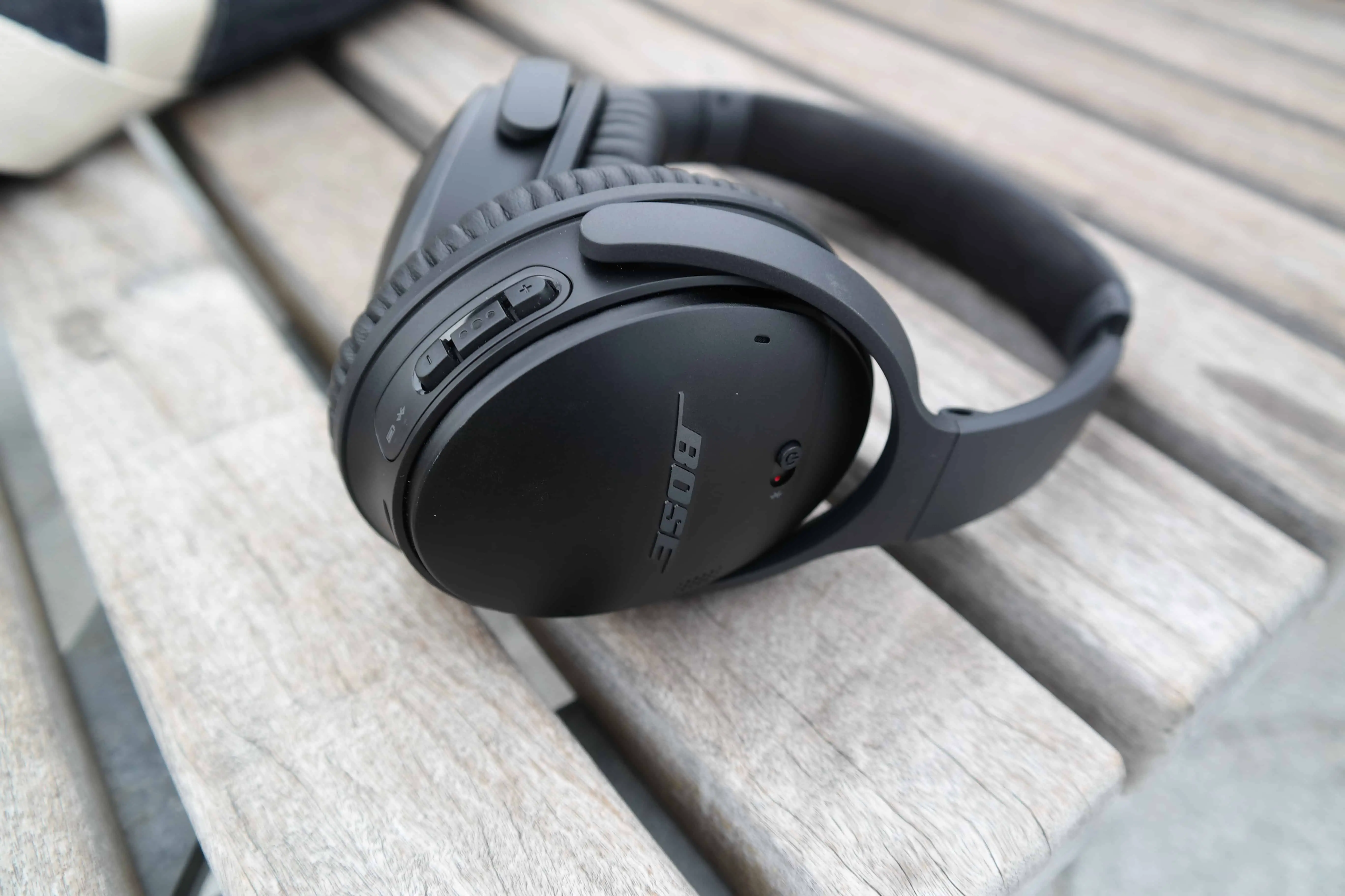 Best Bose Noise Cancelling Headphones For Quality Sound 2020