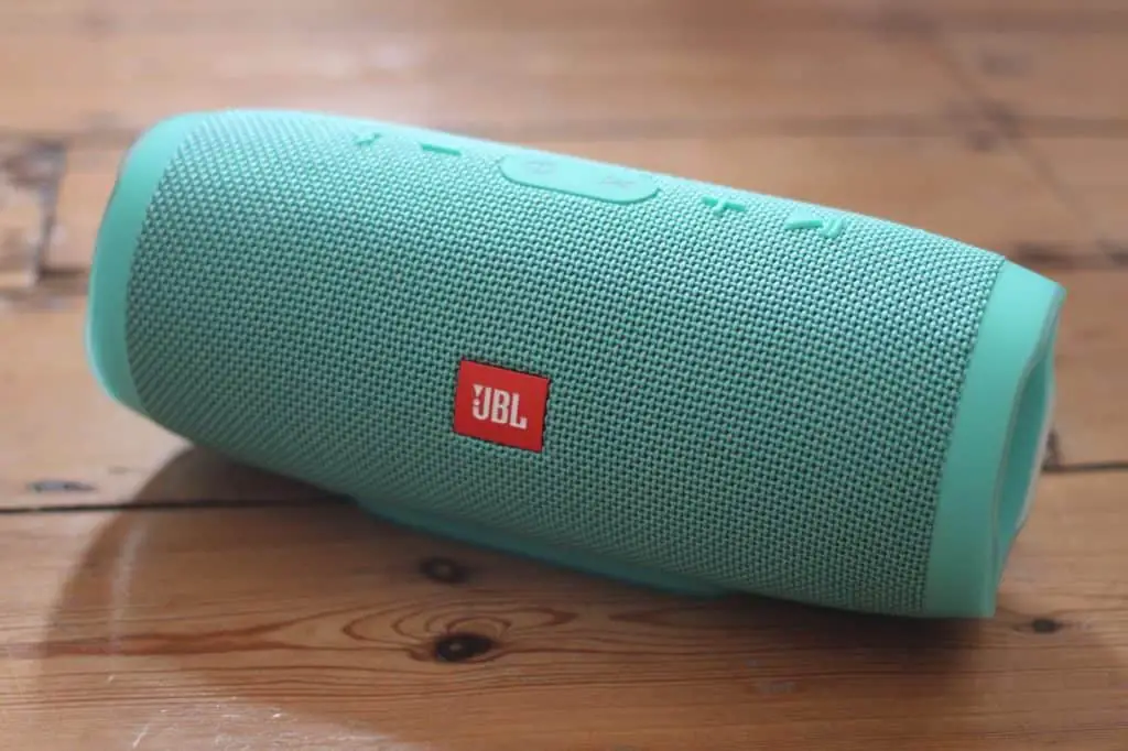 JBL Charge 3 Review – How Does the Price Hold Up to the Sound? – Go ...